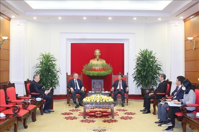 Vietnamese and Russian Communist Parties promote cooperation